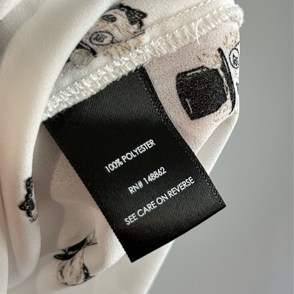 Torrid Madison Georgette Button Front Long Sleeve Shirt 2X Novelty Fox Rabbit - Picture 7 of 16